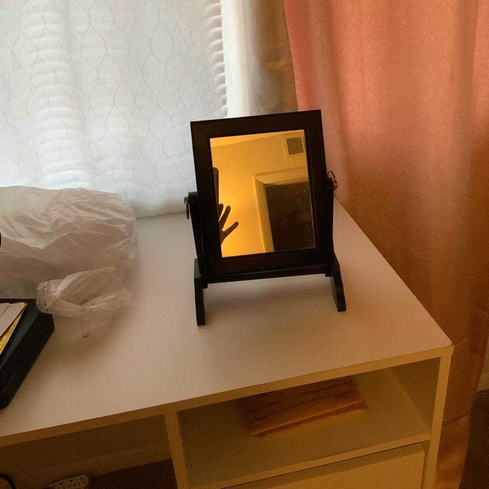 Jewelry box